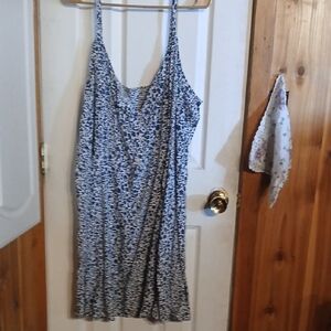 GAP Navy and White Floral Slip Dress